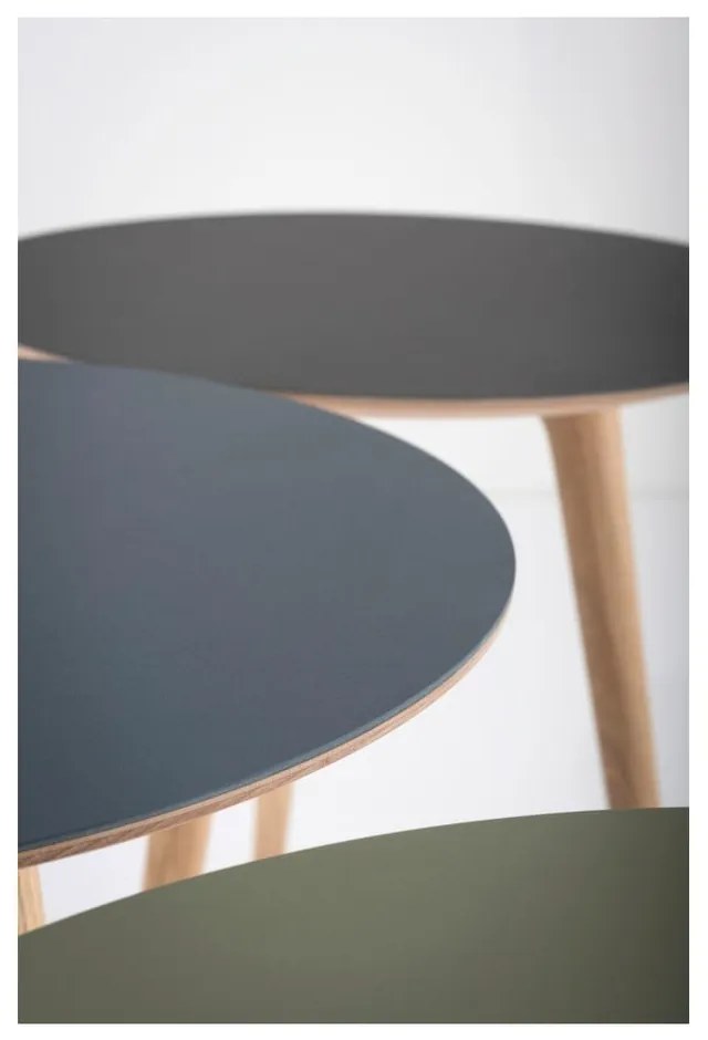 Măsuță auxiliară din lemn de stejar cu blat negru Gazzda Arp, Ø 45 cm