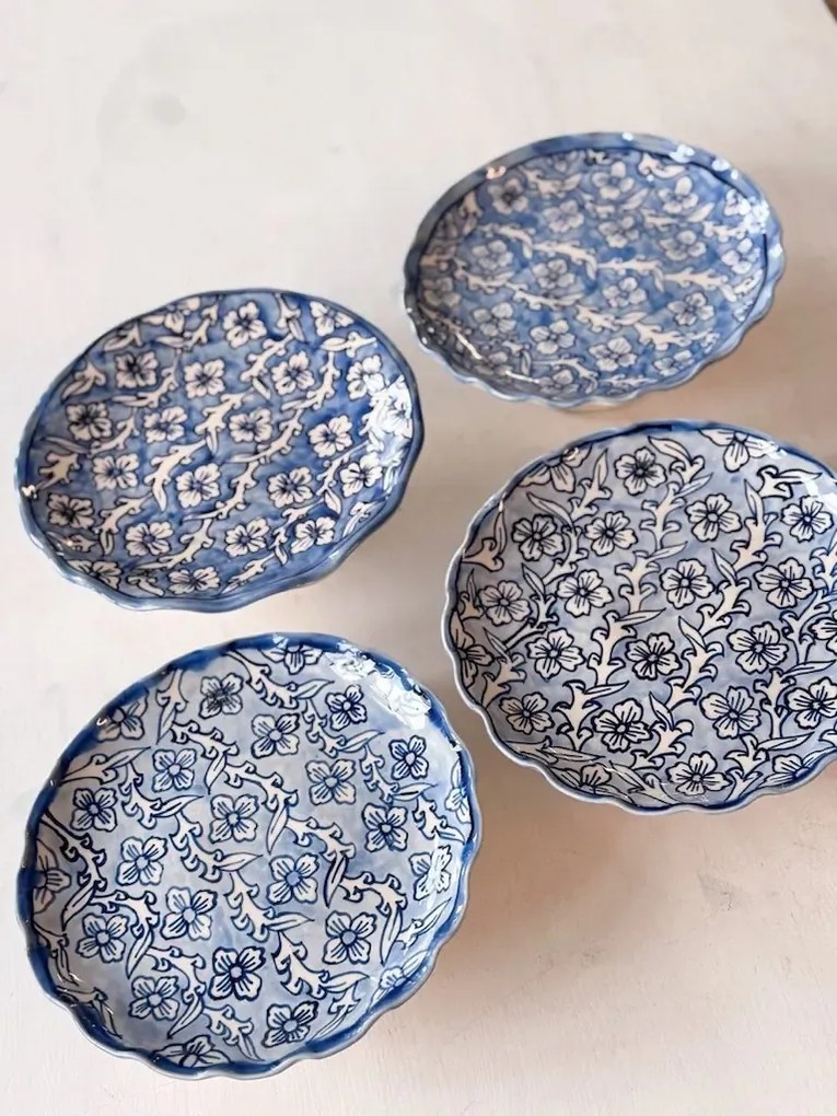Platou pe picior din ceramică pictată manual, Ø 25 x H 9 cm, albastru, „Miranda"