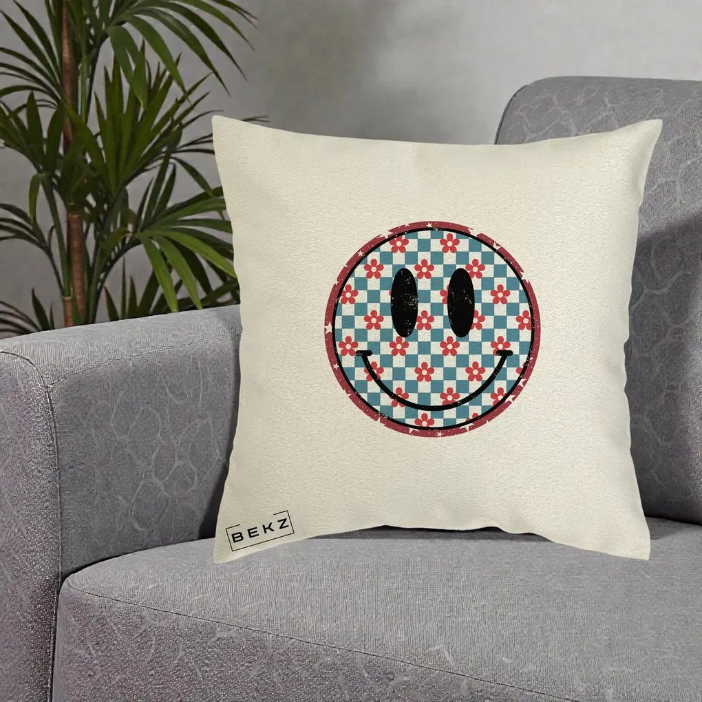 Perna Decorativa Smiley Face Checkered cu Floricele, 40x40 cm, Ecru, Husa Detasabila, Perna Inclusa, BEKZ®