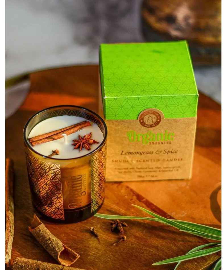 Lumânare aromată organică Lemongrass & Spice200 g în sticlă cu folie aurie