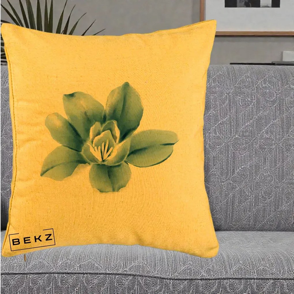 Perna Decorativa Magnolie Albastra Acuarela, 40x40 cm, Galben, Husa Detasabila, Perna Inclusa, BEKZ®