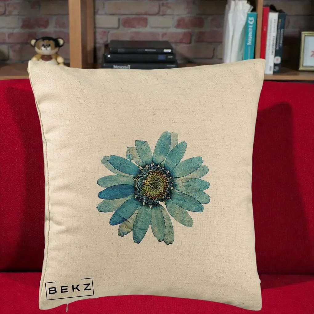 Perna Decorativa Floare Margareta Albastra Acuarela, 40x40 cm, Bej, Husa Detasabila, Perna Inclusa, BEKZ®