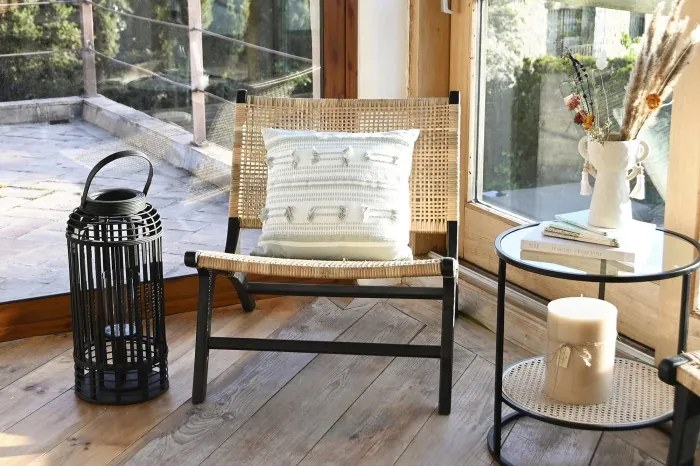 Fotoliu negru din lemn de tec si rattan , "Boho"
