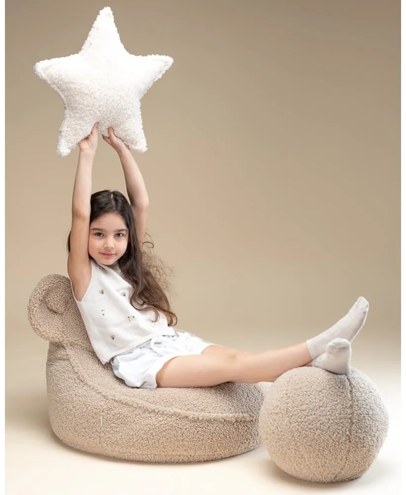 Fotoliu puf pentru copii maro deschis cu tapițerie din țesătură bouclé Bear – Wigiwama