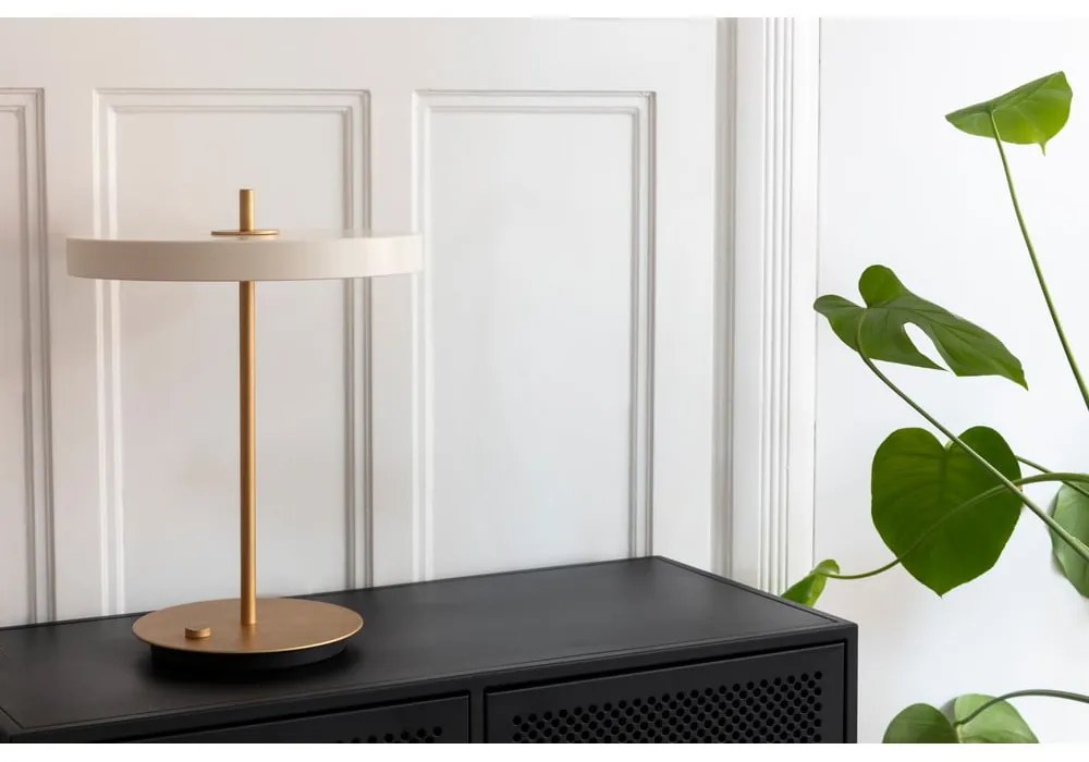 Veioză albă LED cu intensitate reglabilă cu abajur din metal (înălțime 41,5 cm) Asteria Table – UMAGE