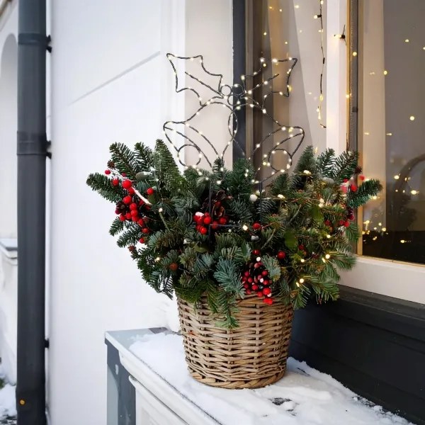 Brilagi - Decorațiune LED de Crăciun cu clopoței pentru exterior, 55x32 cm, alimentare 3xAA, IP44