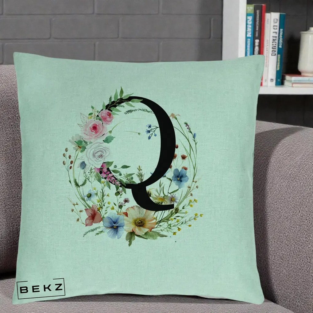 Cadou Personalizat - Perna Personalizata Monogram Litera Q cu Flori Acuarela, 40x40 cm, Verde Menta, Husa Detasabila, Perna Inclusa, BEKZ®