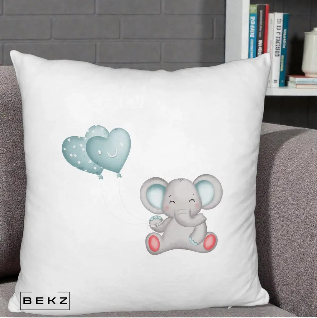 Perna Decorativa Fluffy, Model Elefant si baloane in forma de inimioare, 40x40 cm, Alb Pufos, Husa Detasabila, Perna Inclusa, BEKZ®