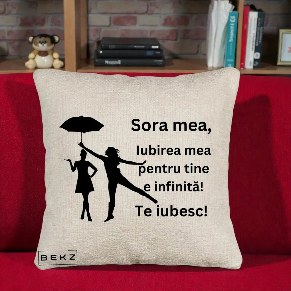 Cadou pentru Sora - Perna Personalizata Sora Mea Te Iubesc Siluete Negre cu Umbrela, 40x40 cm, Bej Canapea, Husa Detasabila, Perna Inclusa, BEKZ®