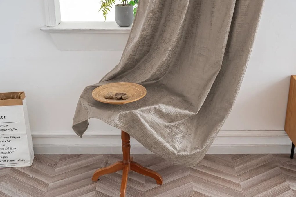 Perdea opaca LOOM VELVET 140x250 cm, bej-maro Agatat: Inele metalice