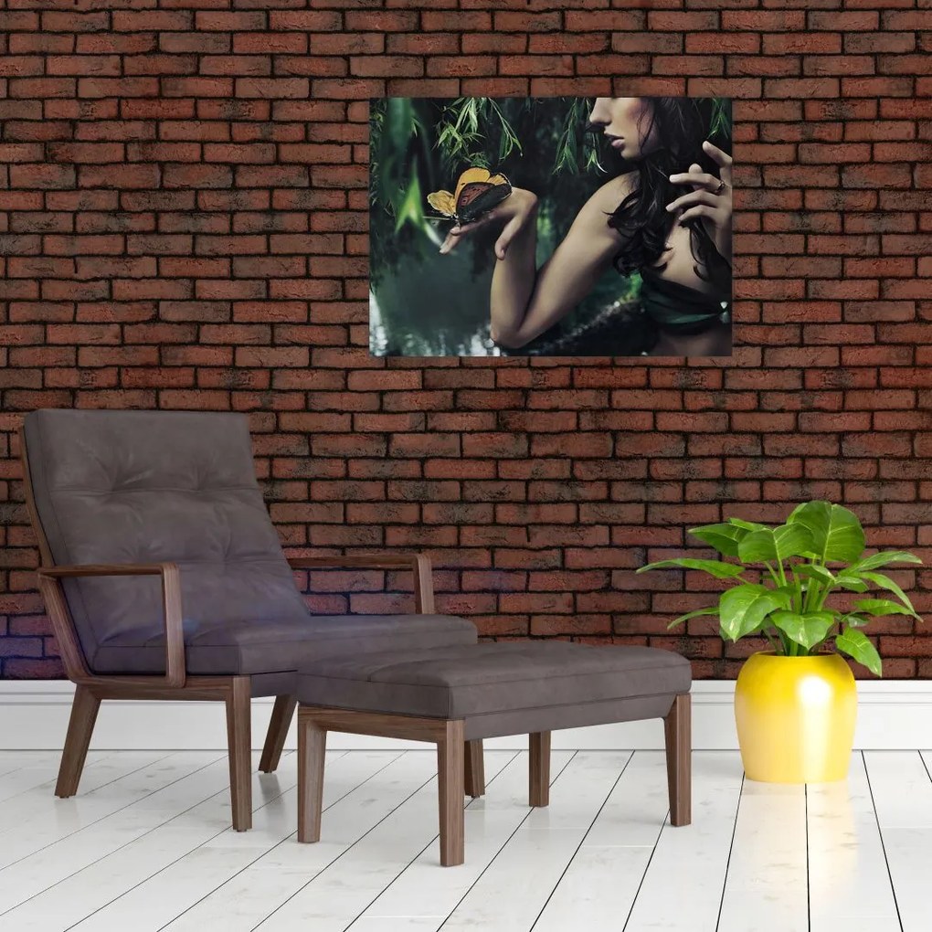 Tablou pe sticlă - Femeia grațioasă cu fluture (70x50 cm)