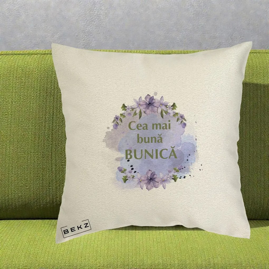 Cadou pentru Bunica - Perna Personalizata Cea Mai Buna Bunica Flori Mov Acuarela Auriu, 40x40 cm, Ecru, Husa Detasabila, Perna Inclusa, BEKZ®
