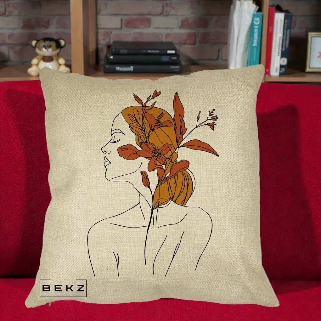 Perna Decorativa Portret Feminin Crin Ruginiu Auriu, 40x40 cm, Crem, Husa Detasabila, Perna Inclusa, BEKZ®