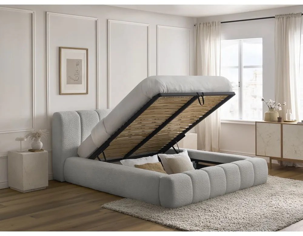Pat matrimonial gri deschis tapițat cu spațiu de depozitare cu somieră 180x200 cm Denali – Bobochic Paris