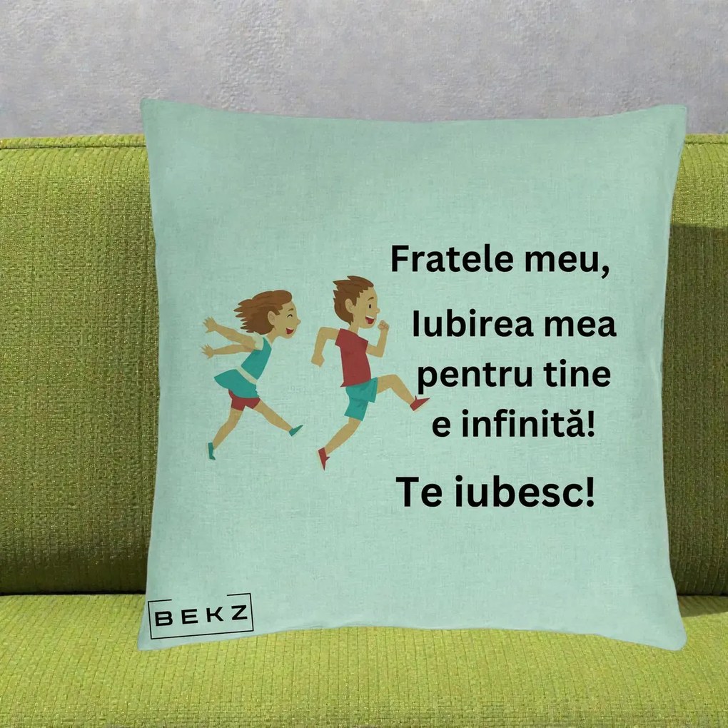 Cadou pentru Frate - Perna Personalizata Fratele Meu Te Iubesc Copii Alergand Colorat, 40x40 cm, Verde Menta, Husa Detasabila, Perna Inclusa, BEKZ®