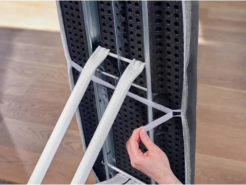 Husă pentru masă de călcat 125x40 cm Thermo Reflect S/M – LEIFHEIT