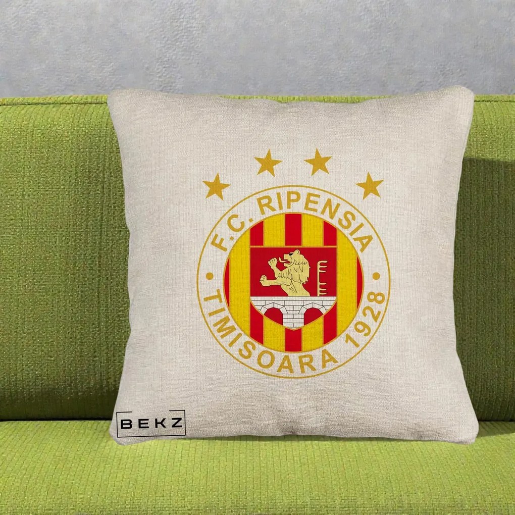 Perna Personalizata FC Ripensia Timisoara 1928, 40x40 cm, Bej Canapea, Husa Detasabila, Perna Inclusa, BEKZ®