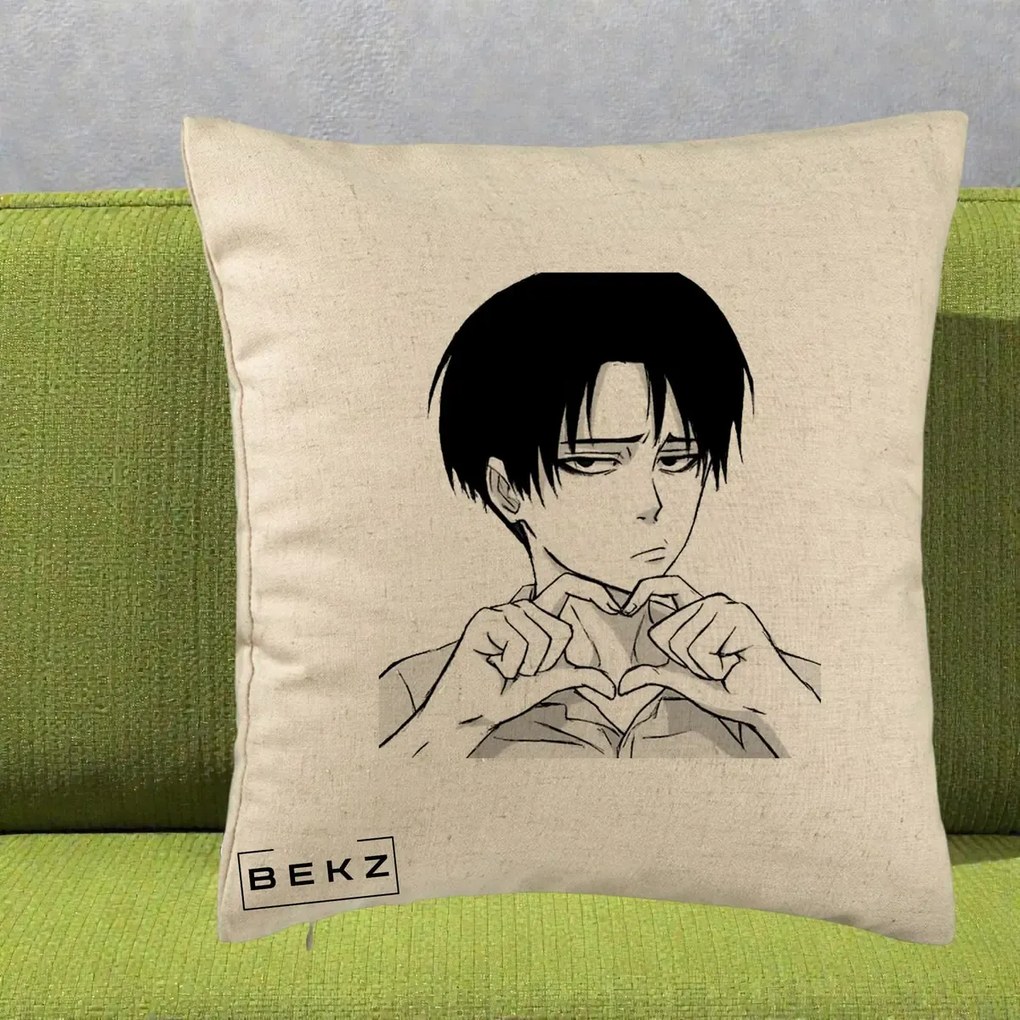 Perna Personalizata Levi Ackerman Inima, 40x40 cm, Bej, Husa Detasabila, Perna Inclusa, BEKZ®