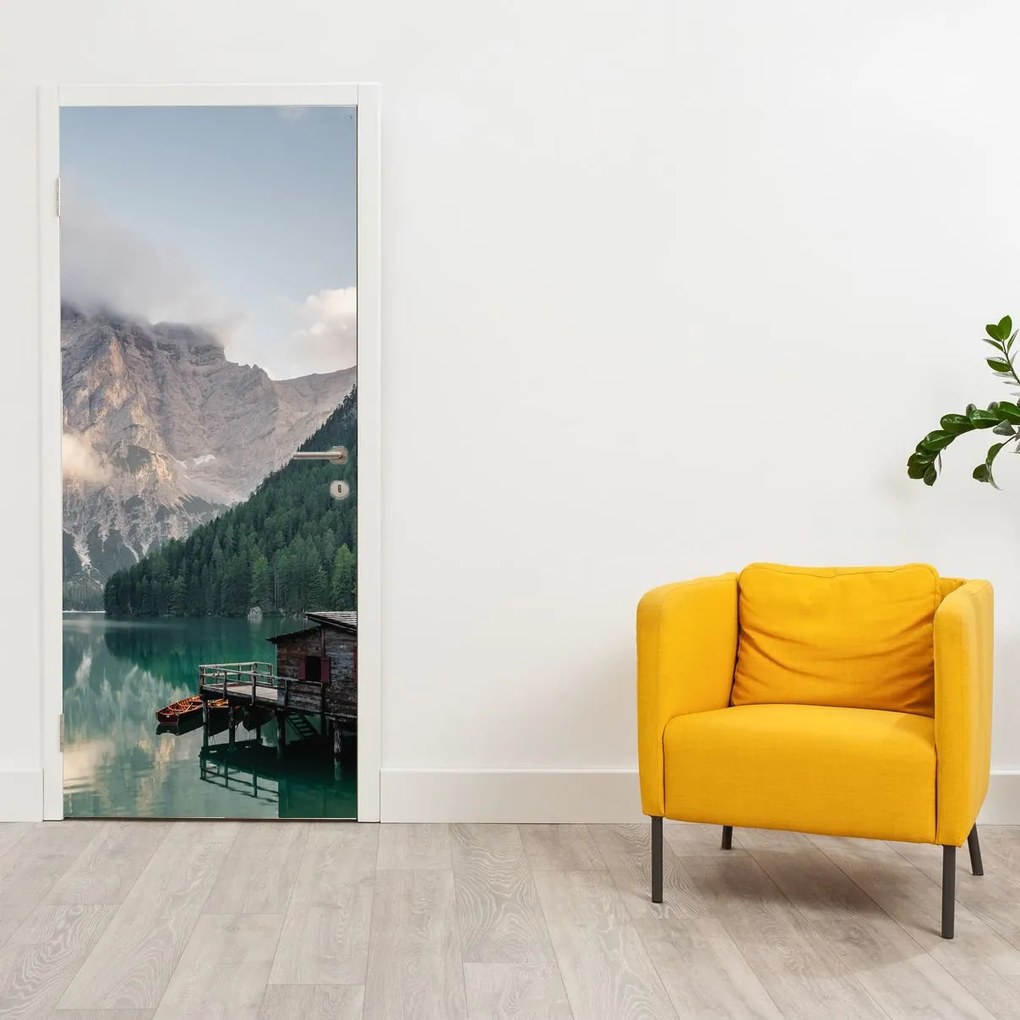 Fototapet pentru ușă - Lake Prags (95x205cm)