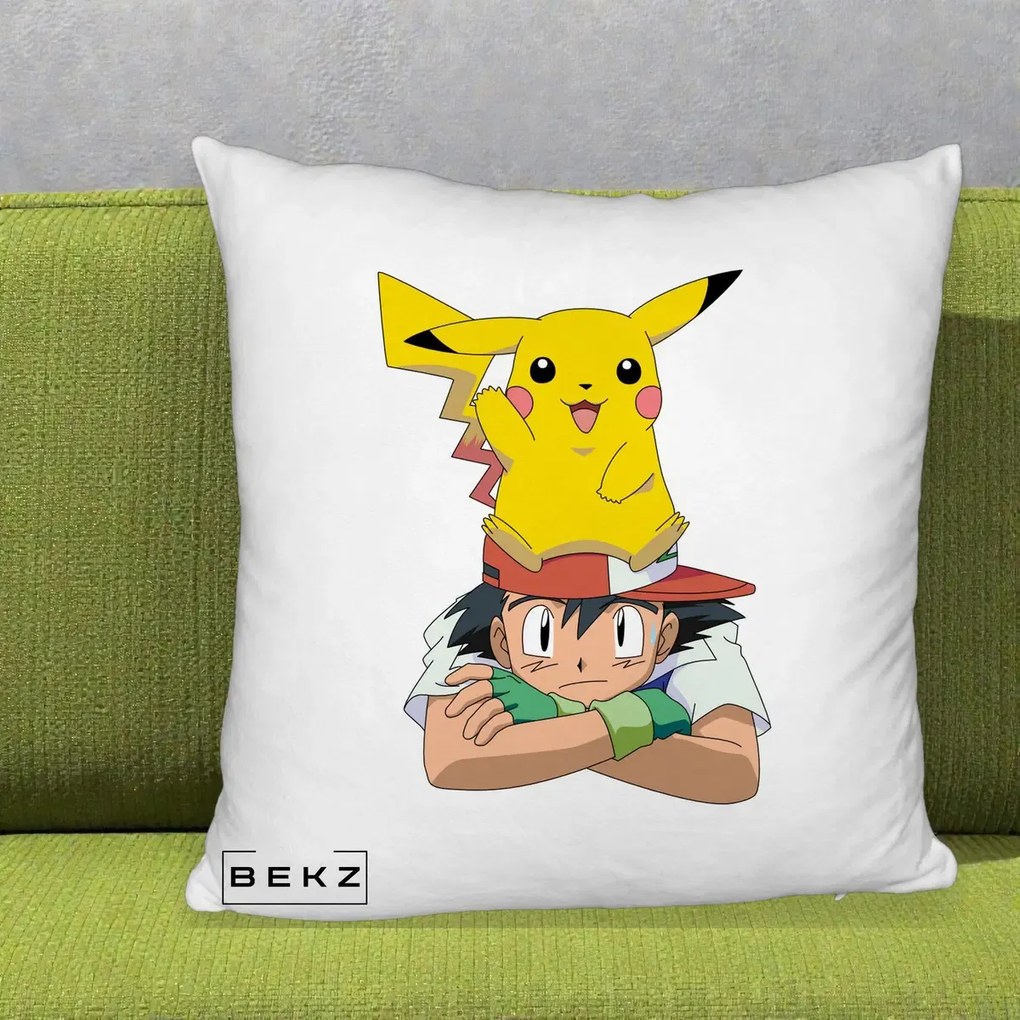 Perna Personalizata Ash si Pikachu, 40x40 cm, Alb Pufos, Husa Detasabila, Perna Inclusa, BEKZ®