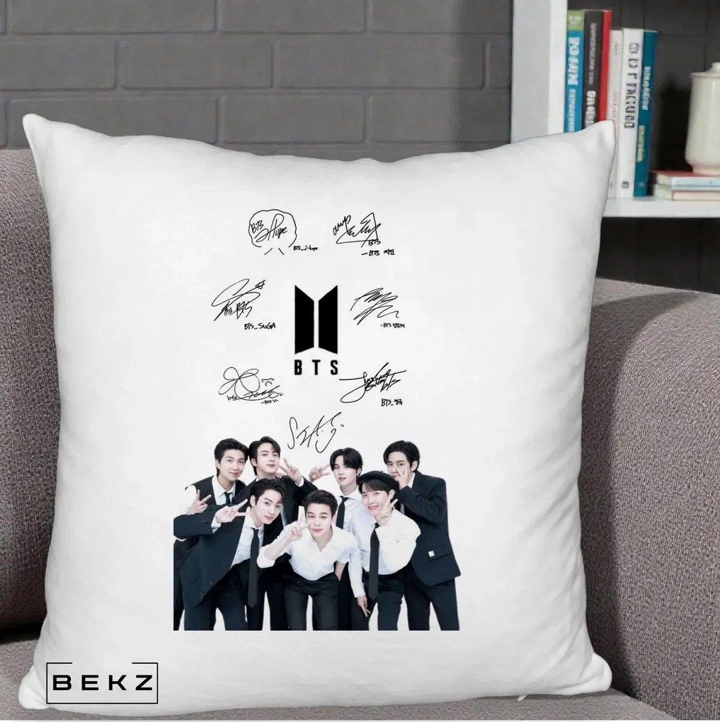 Perna Personalizata K-pop BTS Autografe Toti Membrii cu Fotografie, 40x40 cm, Alb Pufos, Husa Detasabila, Perna Inclusa, BEKZ®