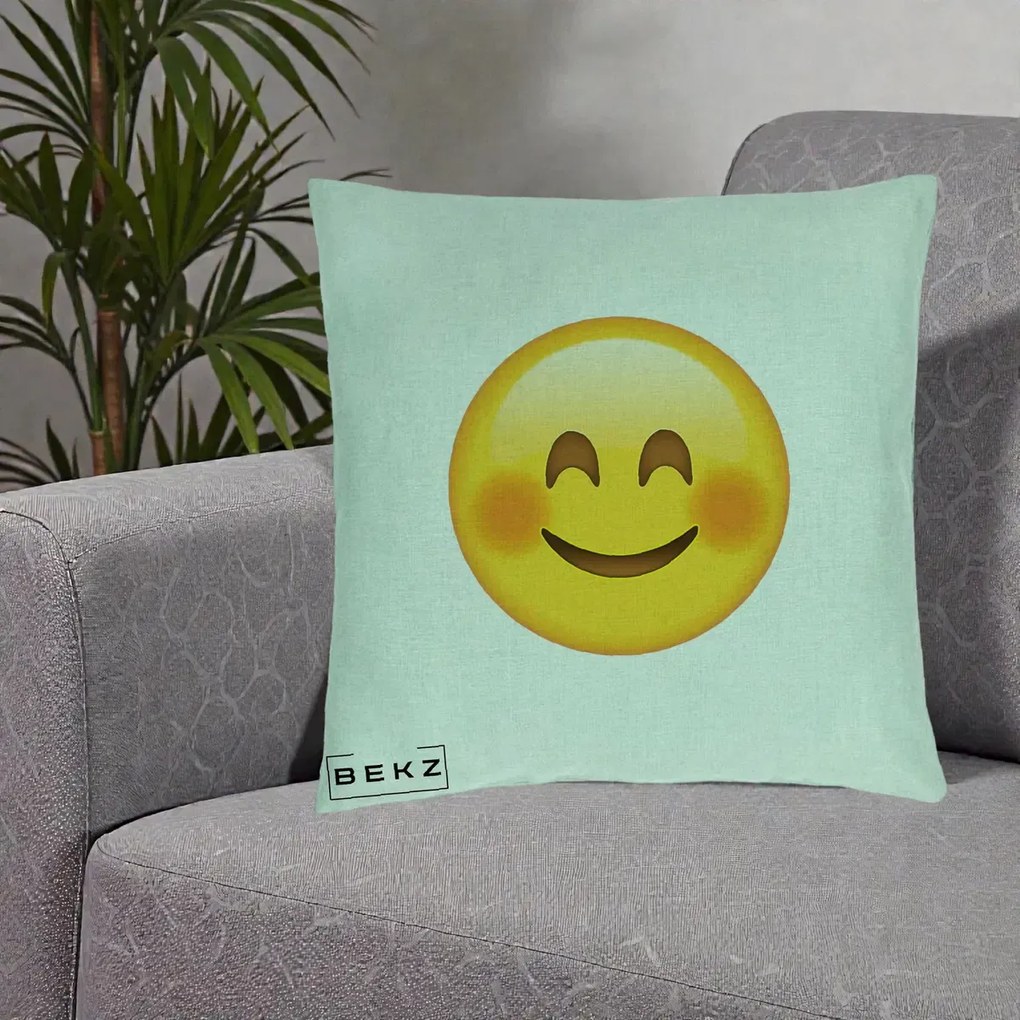 Perna Decorativa Emoji Fericit Roscat, 40x40 cm, Verde Menta, Husa Detasabila, Perna Inclusa, BEKZ®