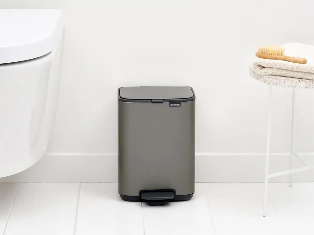 Coș de gunoi gri cu pedală din oțel 4 l Bo – Brabantia