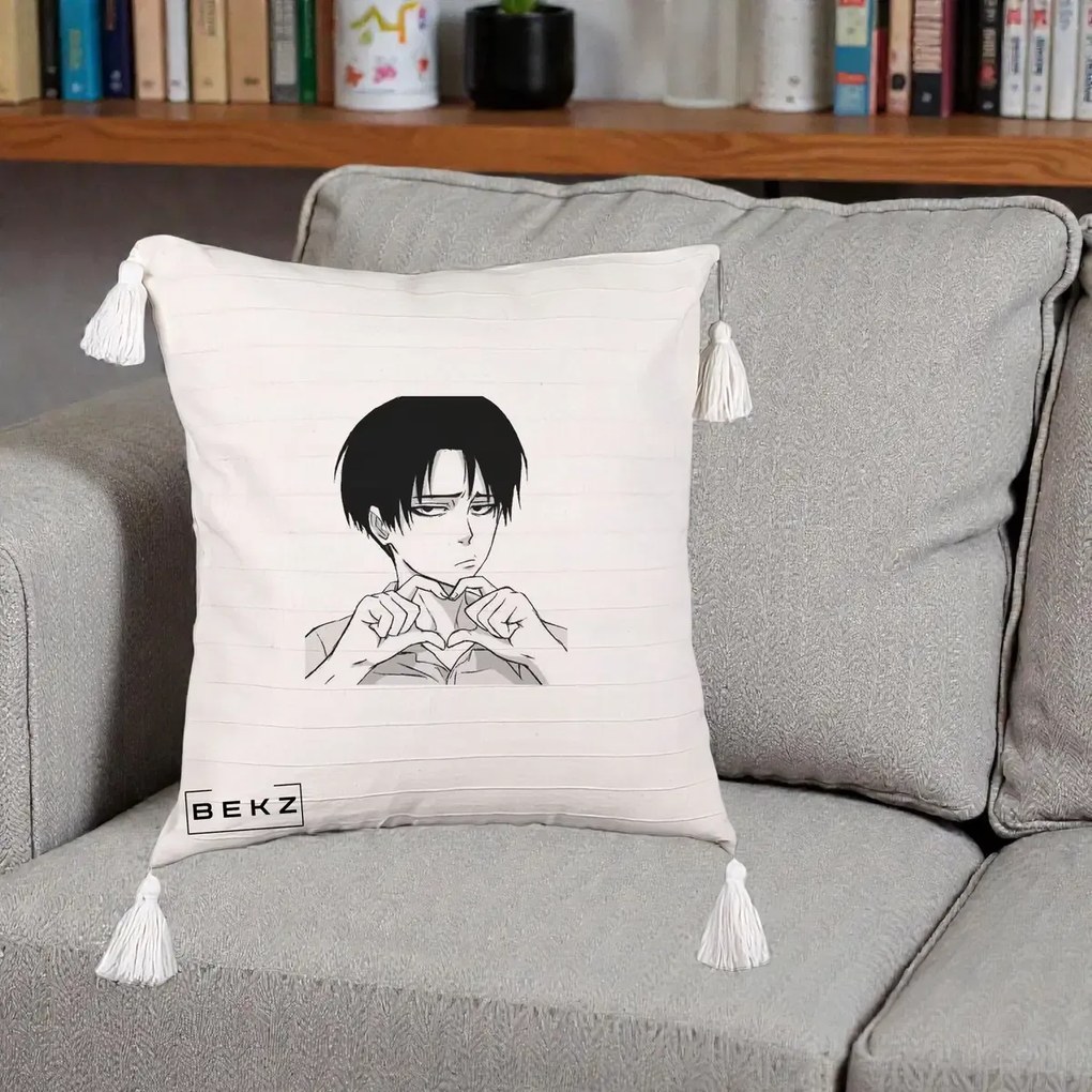 Perna Personalizata Levi Ackerman Inima, 40x40 cm, Bej cu Franjuri, Husa Detasabila, Perna Inclusa, BEKZ®