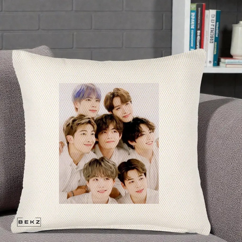 Perna Personalizata K-pop BTS Foto Grup Fete Albe, 40x40 cm, Crem Reliefat, Husa Detasabila, Perna Inclusa, BEKZ®