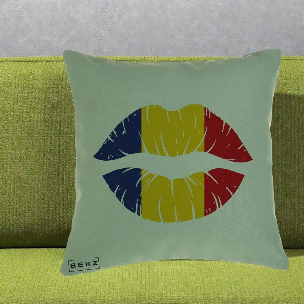 Perna Personalizata Buze Tricolor Romania, 40x40 cm, Verde, Husa Detasabila, Perna Inclusa, BEKZ®