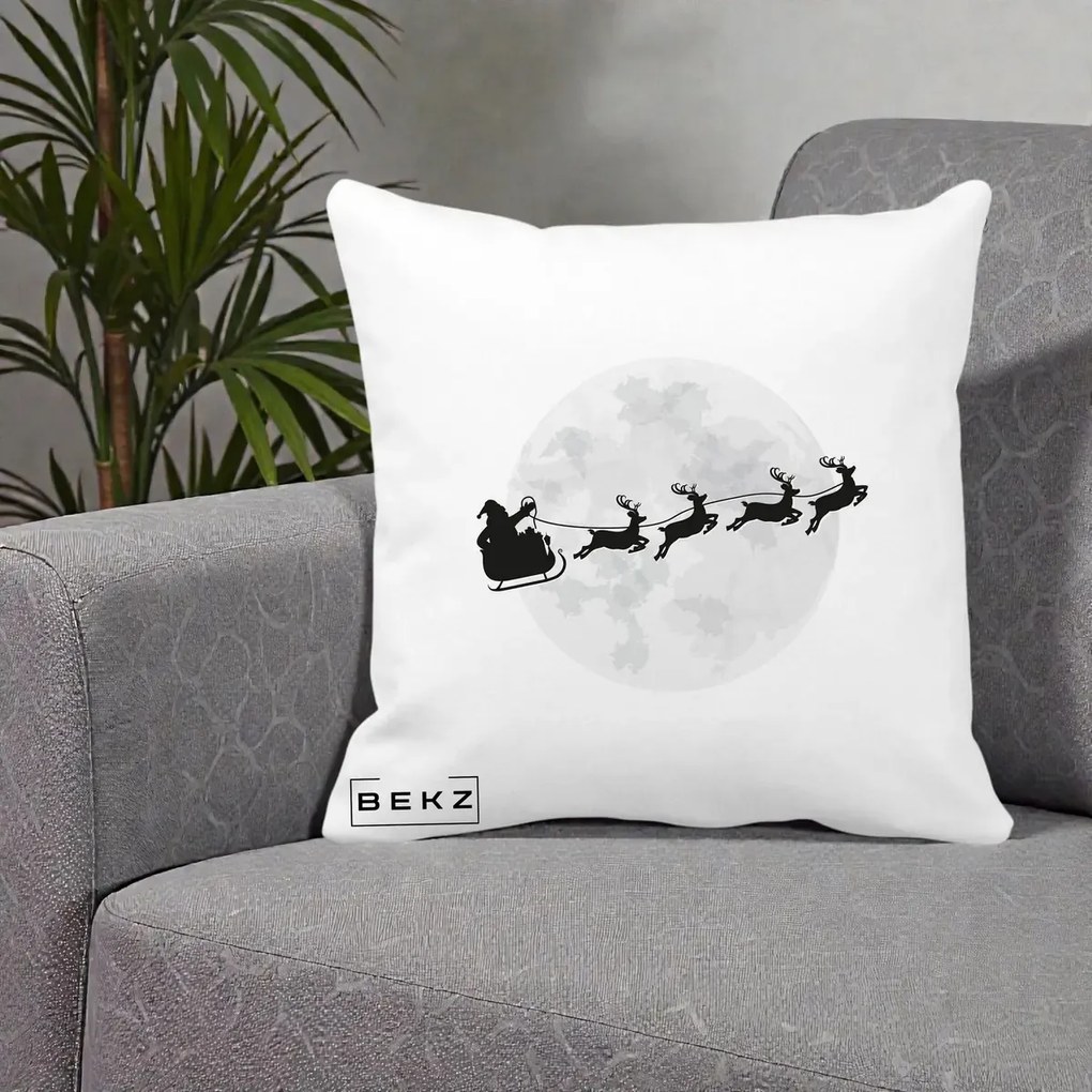 Perna Decorativa Mos Craciun Sanie Luna, 40x40 cm, Alba Mata, Husa Detasabila, Perna Inclusa, BEKZ®