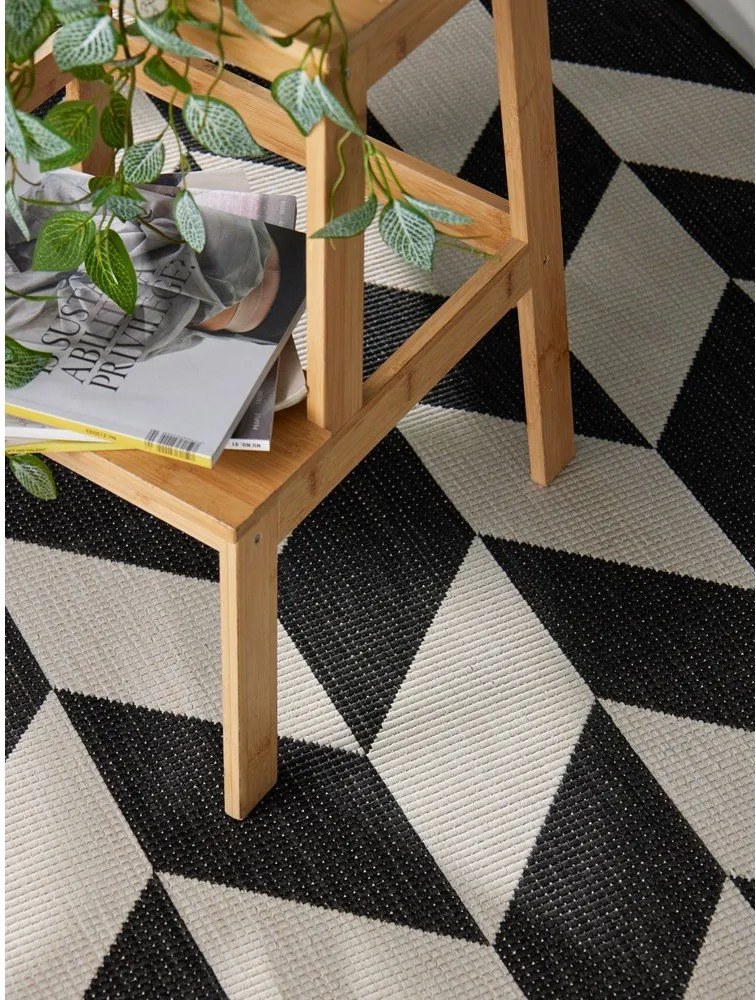 Covor pentru exterior și interior negru/crem 160x230 cm Haringey Terrick – Ted Baker