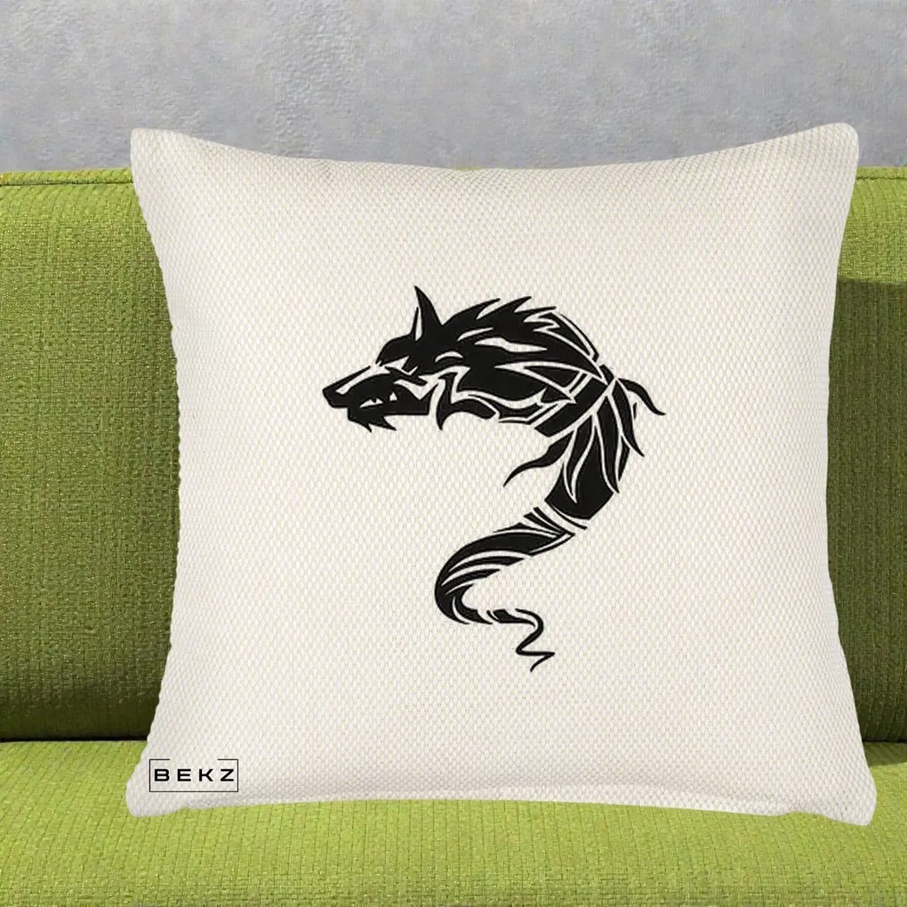 Perna Decorativa Lup Tribal Alb-Negru, 40x40 cm, Crem Reliefat, Husa Detasabila, Perna Inclusa, BEKZ®