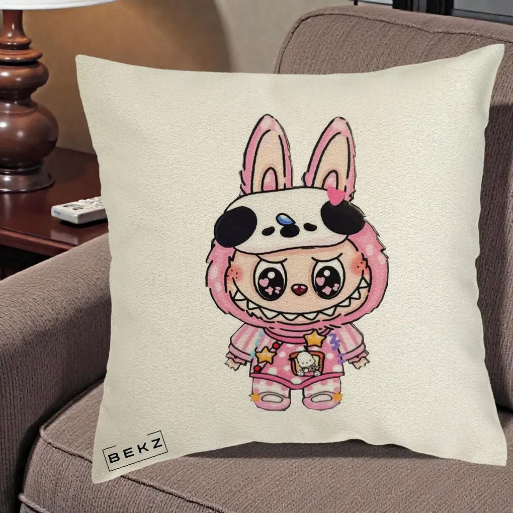 Perna Personalizata Labubu Panda-Bunny Roz, 40x40 cm, Ecru, Husa Detasabila, Perna Inclusa, BEKZ®