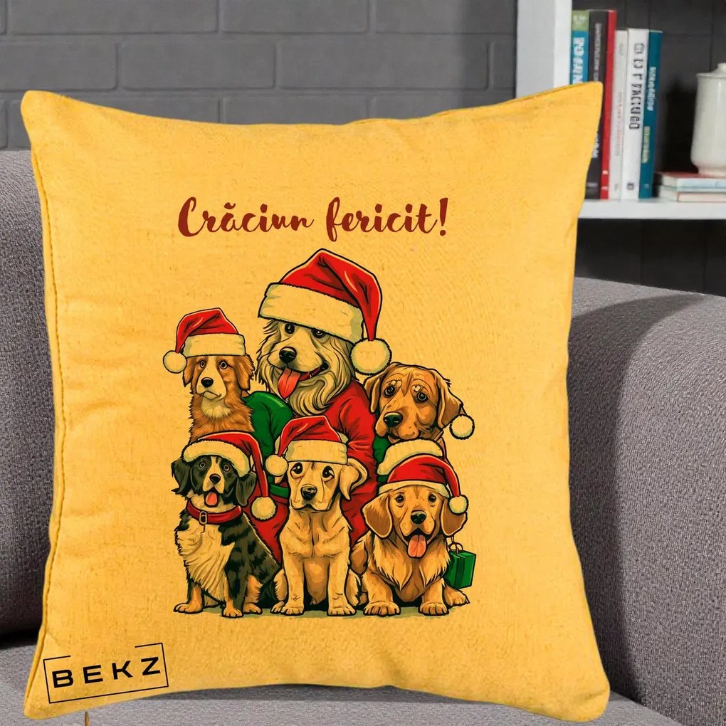 Perna Decorativa Caini cu Bonete Craciun Fericit, 40x40 cm, Galben, Husa Detasabila, Perna Inclusa, BEKZ®