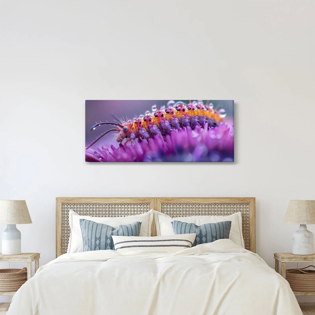 Tablou - Caterpillar (120x50 cm)
