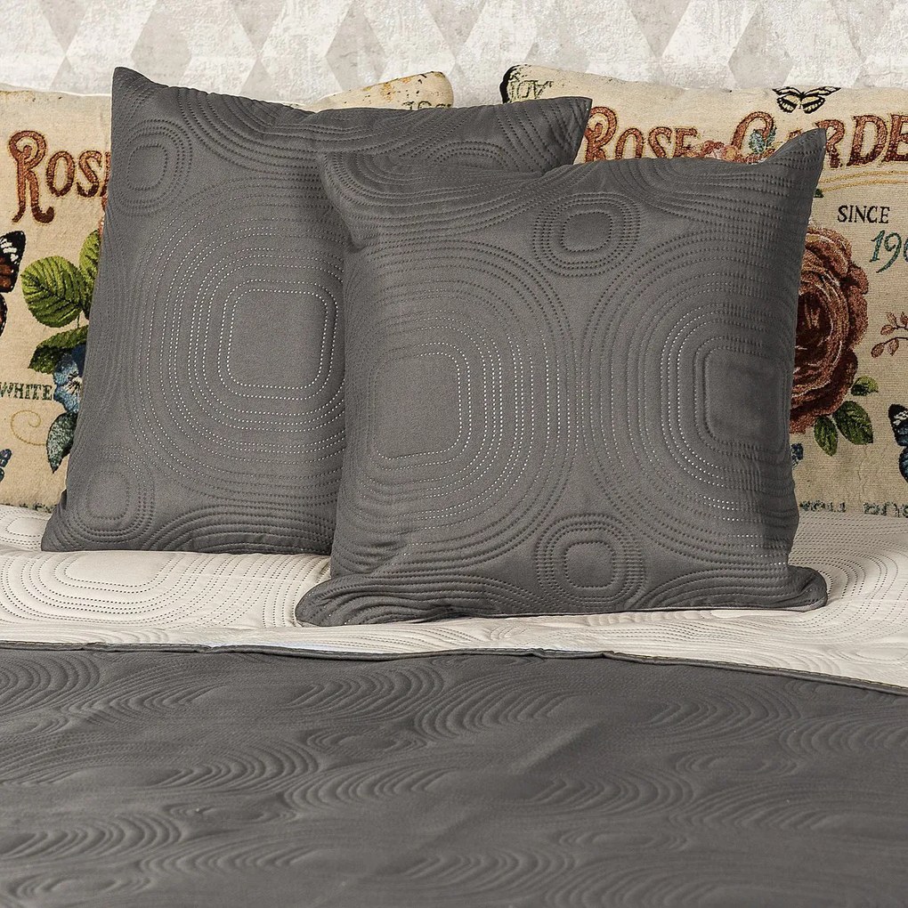 Cuvertură de pat 4Home Doubleface, taupe/bej, 220 x 240 cm, 2x 40 x 40 cm