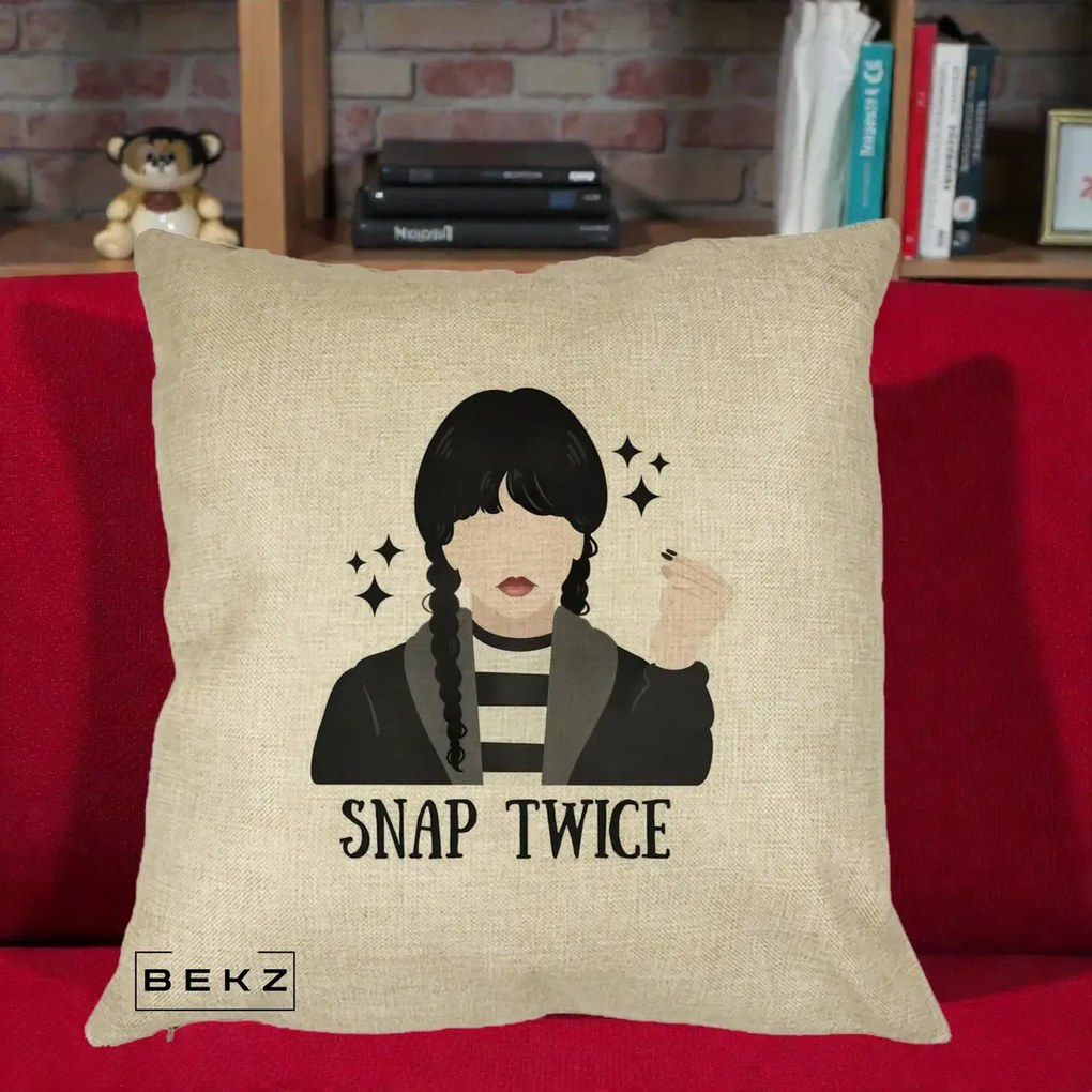 Perna Personalizata Wednesday Snap Twice, 40x40 cm, Crem, Husa Detasabila, Perna Inclusa, BEKZ®