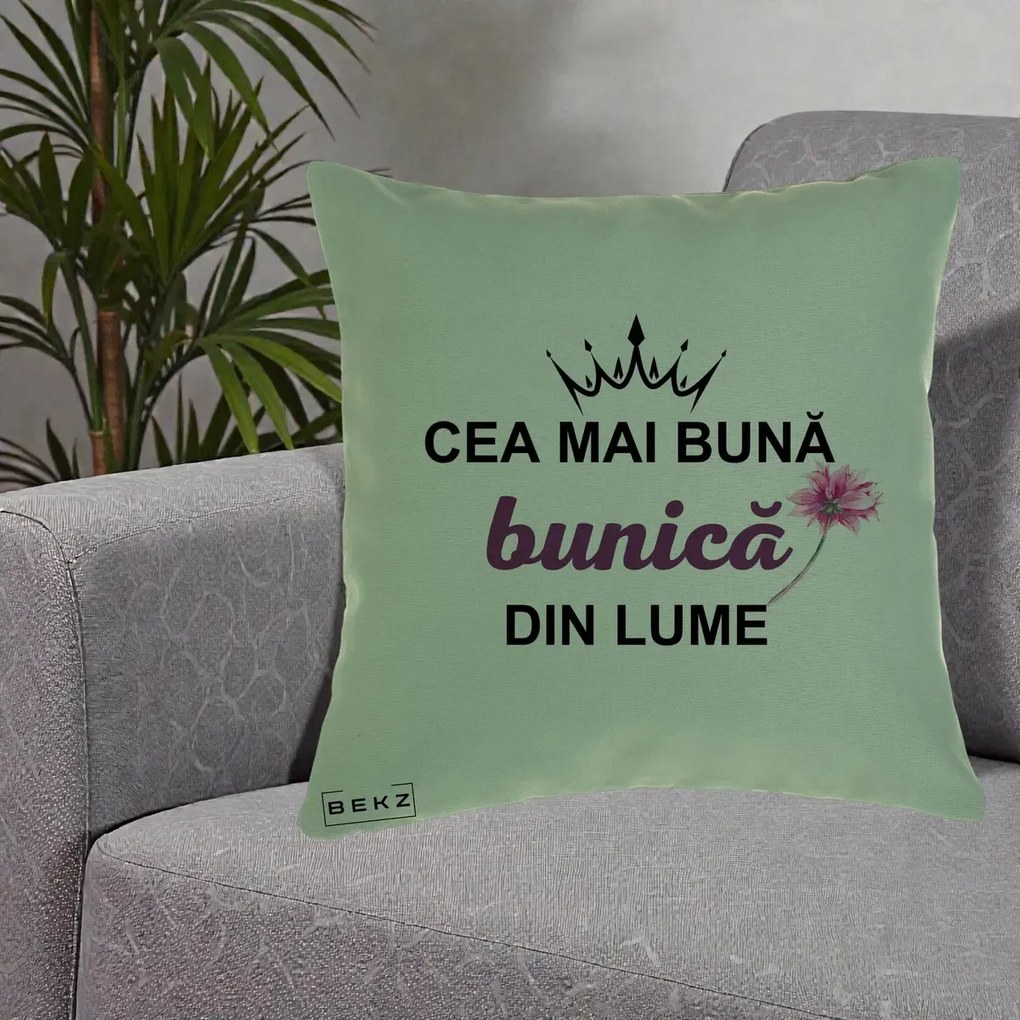 Cadou pentru Bunica - Perna Personalizata Cea Mai Buna Bunica Din Lume Coroana Mov Floare Roz, 40x40 cm, Verde, Husa Detasabila, Perna Inclusa, BEKZ®