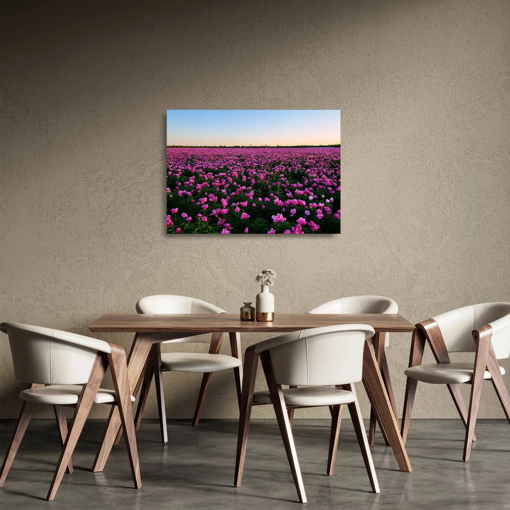 Tablou pe sticlă - Pajiștea cu lalele violet (70x50 cm)
