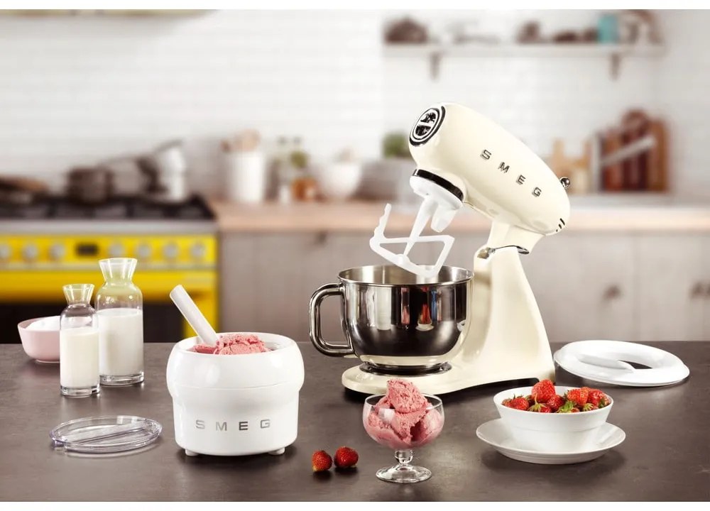 Robot de bucătărie crem Retro Style – SMEG