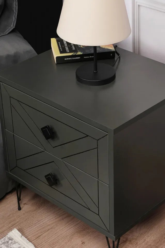 Noptiera Luna, Antracit
