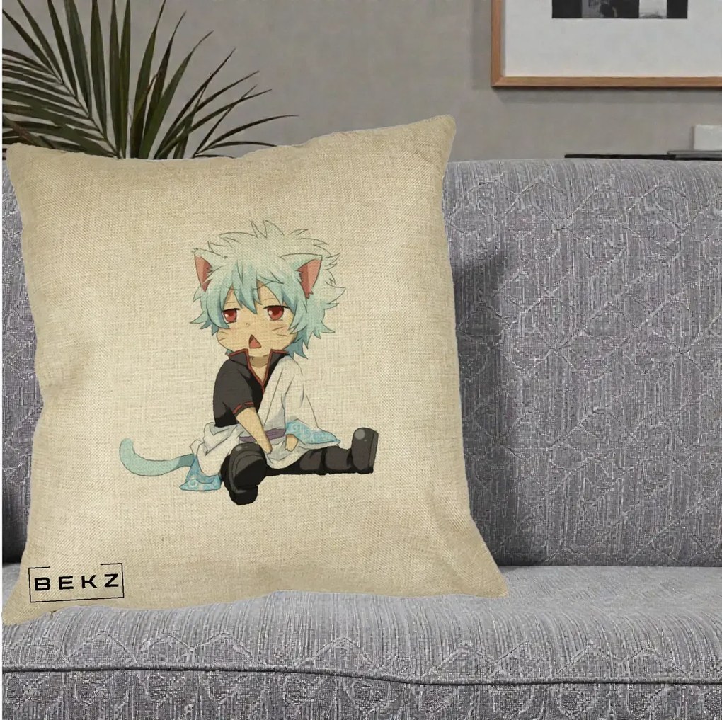 Perna Personalizata Gintama Gintoki Chibi Pisica, 40x40 cm, Crem, Husa Detasabila, Perna Inclusa, BEKZ®