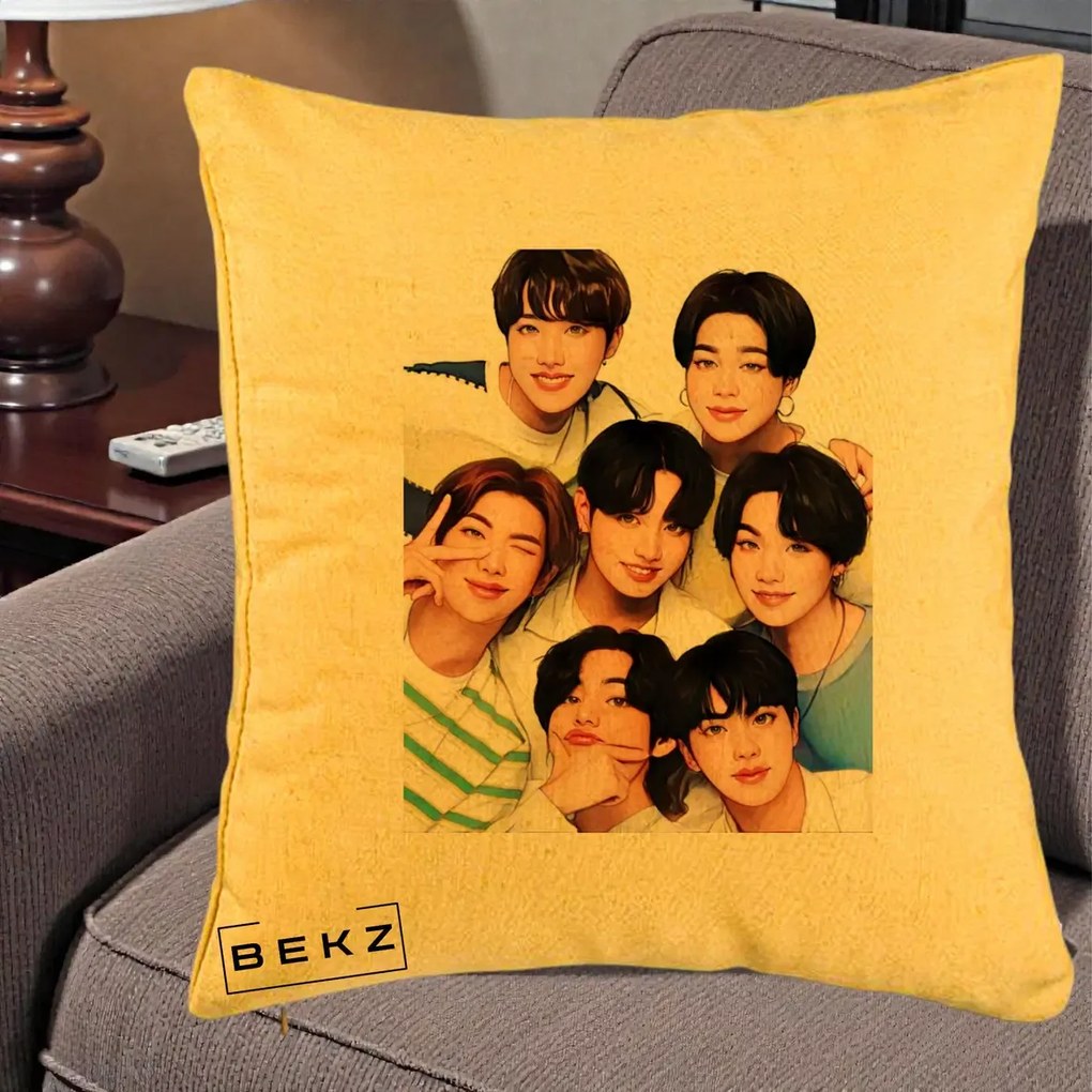 Perna Personalizata K-pop BTS Bangtan Boys Portret Grup Fanart, 40x40 cm, Galben, Husa Detasabila, Perna Inclusa, BEKZ®