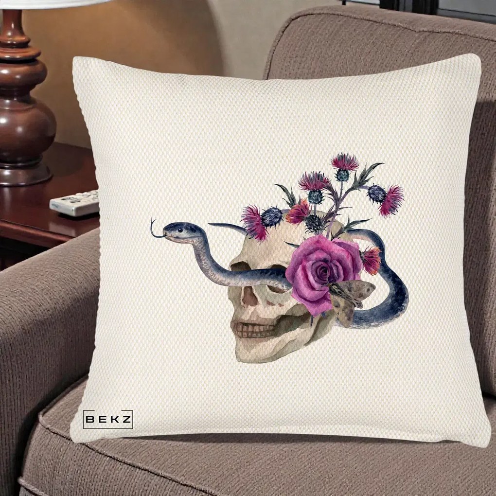 Perna Decorativa Craniu cu Sarpe si Trandafiri Gothic, 40x40 cm, Crem Reliefat, Husa Detasabila, Perna Inclusa, BEKZ®