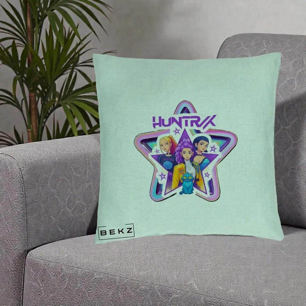 Perna Personalizata K-pop HUNTRX Trio Stea cu Pisica, 40x40 cm, Verde Menta, Husa Detasabila, Perna Inclusa, BEKZ®