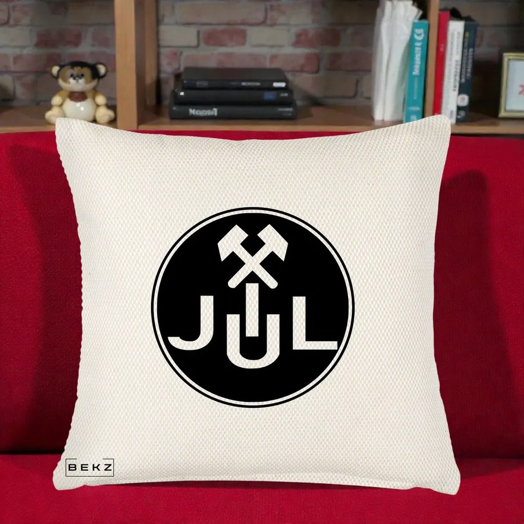 Perna Personalizata JUL Jiul Lupeni Fotbal, 40x40 cm, Crem Reliefat, Husa Detasabila, Perna Inclusa, BEKZ®