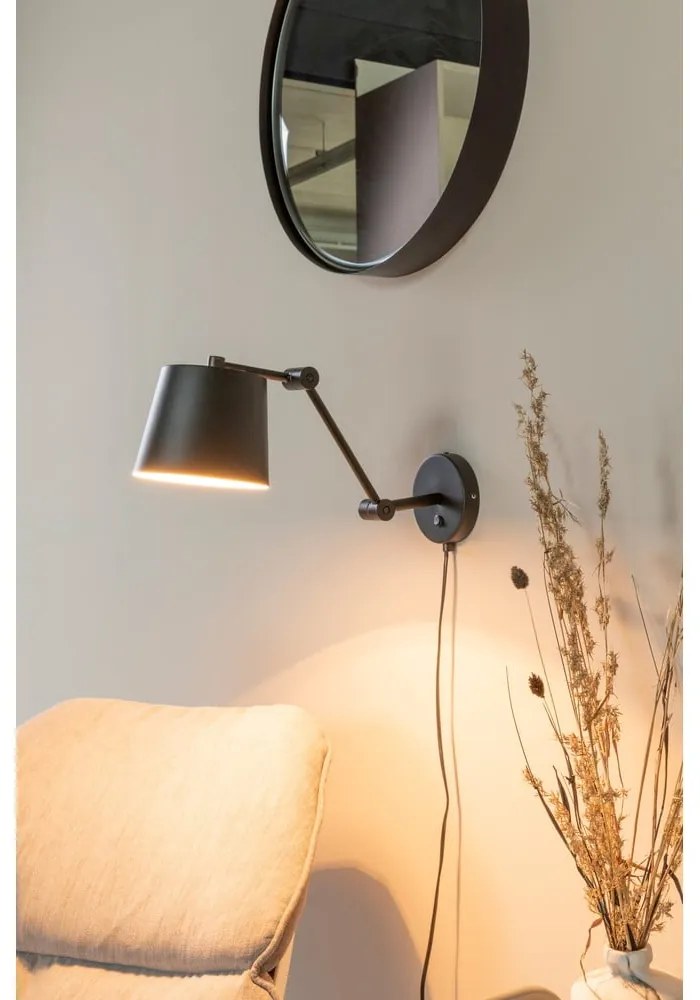 Aplică de perete neagră Hajo – White Label