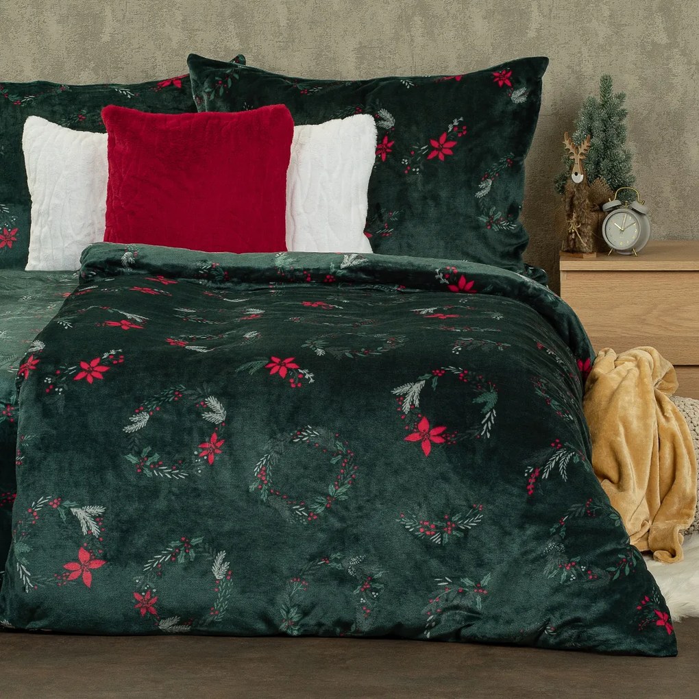 Lenjerie de pat din microflanel 4Home Poinsettia, 140 x 220 cm, 70 x 90 cm