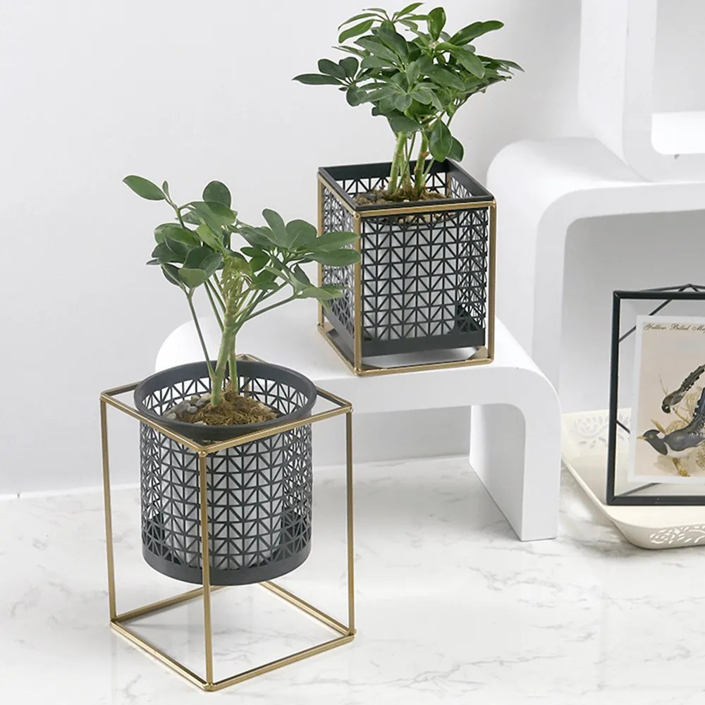 Set 2 suporturi pentru ghivece, pătrat/rotund, negru/auriu, ESME SET